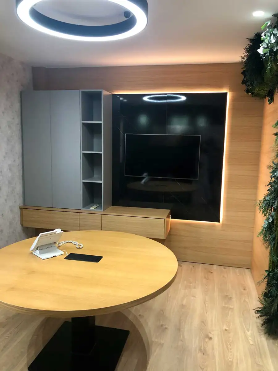 Ξύλινες Κατασκευές σε Δικηγορικό Γραφείο