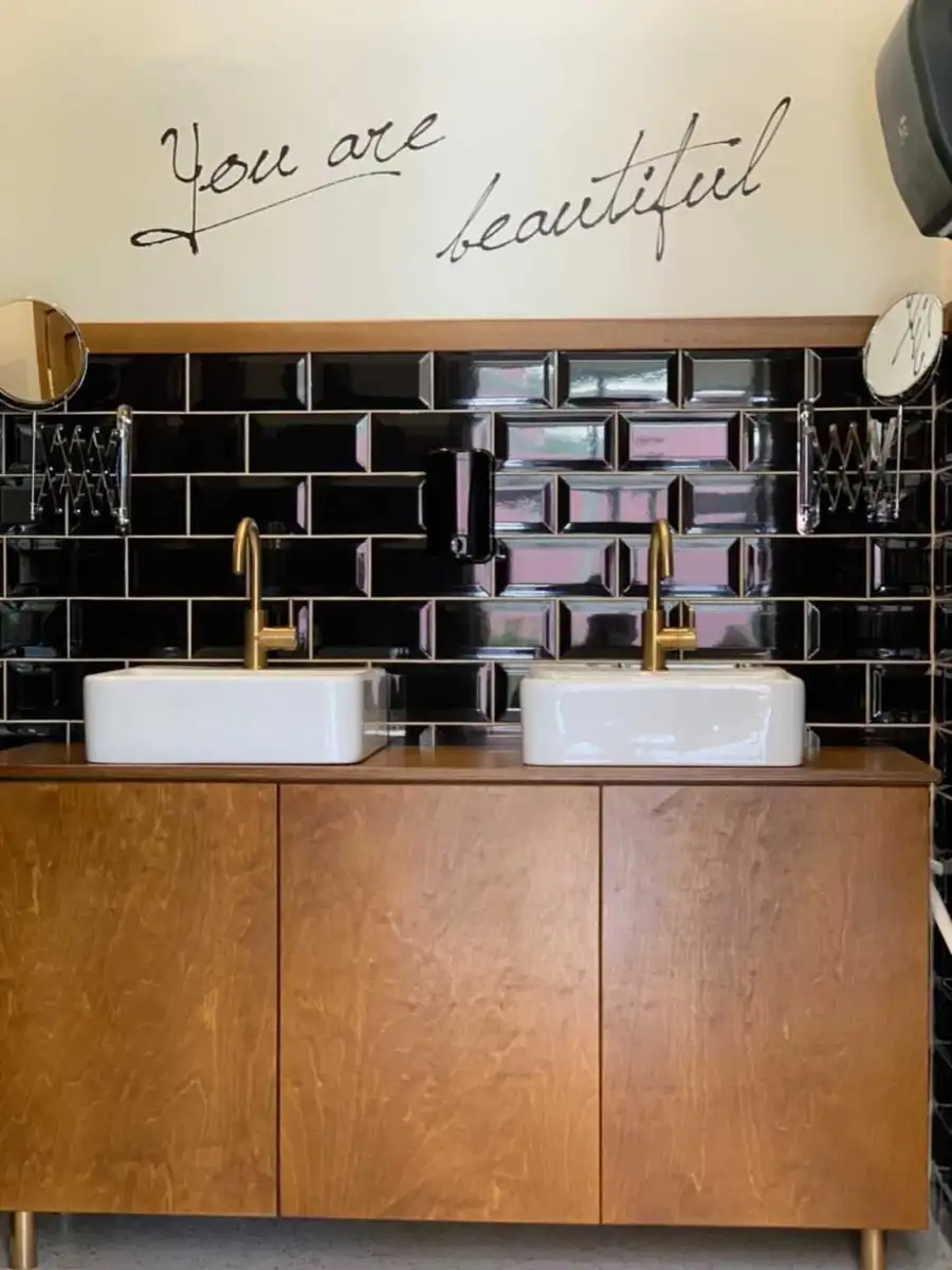 Ξύλινες κατασκευές στο καφέ Nordic